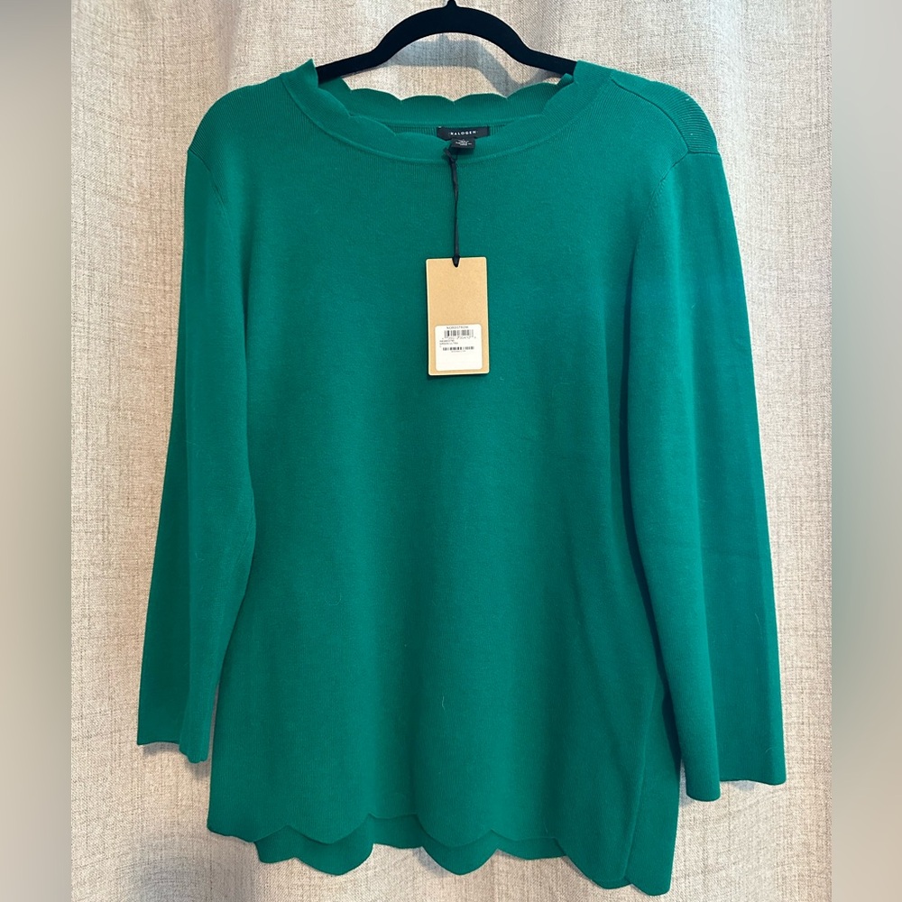 Nordstrom women’s Halogen Green Ultra Scallop Trim Sweater size L